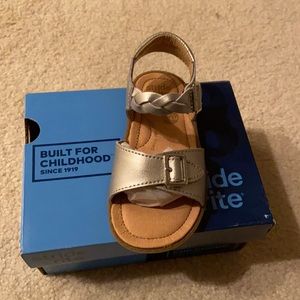 Stride Rite Toddler Girls Sandals Size 7.5. NWT